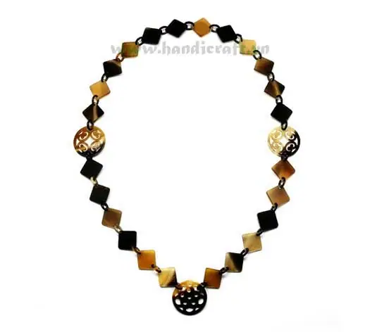 Small Square with Three Big Horn Deco HD10117, handmade buffalo horn jewelry