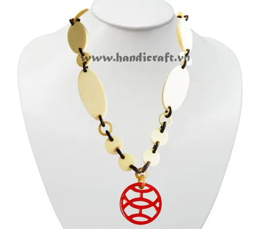 Cream Horn with Large Red Lacquer Pendant HD10511, handmade buffalo horn jewelry