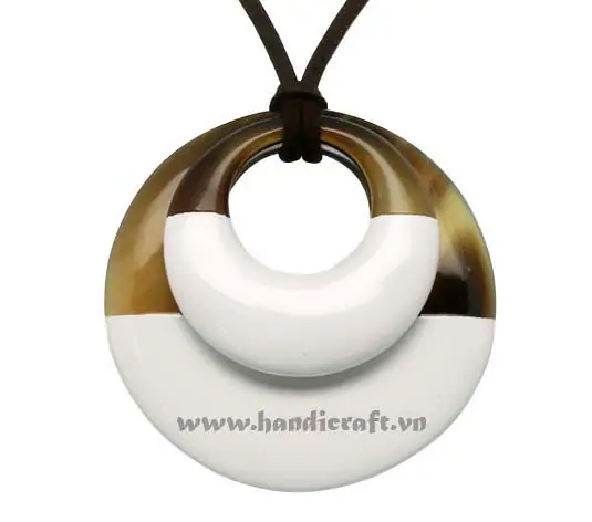 Horn & Lacquer Pendant HD20016, handmade buffalo horn jewelry