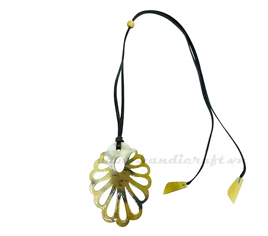 Yellow Horn Pendant HD20075, handmade buffalo horn jewelry