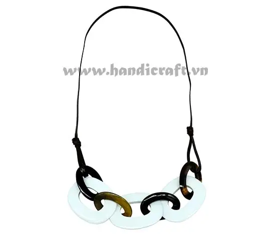 Horn & Lacquer Pendant HD20149, handmade buffalo horn jewelry