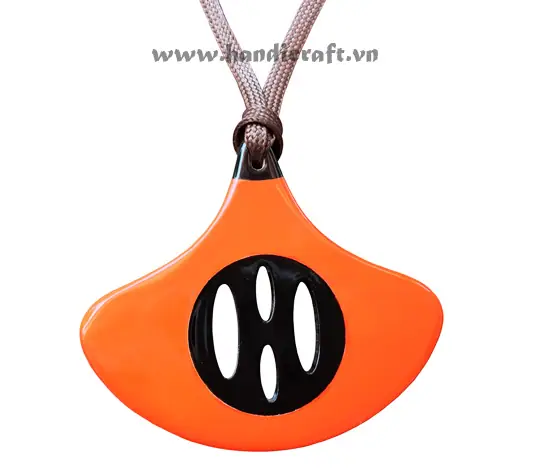 Horn & Lacquer Pendant HD20153, handmade buffalo horn jewelry