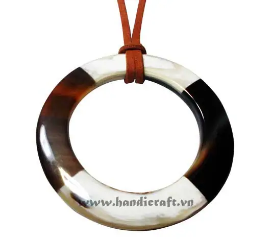 Horn & Lacquer Pendant HD20204, handmade buffalo horn jewelry