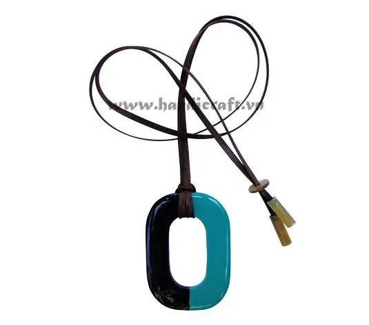 Horn & Lacquer Pendant HD20206, handmade buffalo horn jewelry