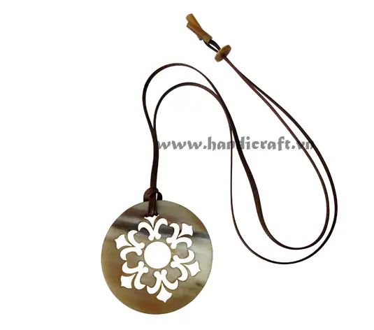 Natural Horn Pendant HD20224, handmade buffalo horn jewelry