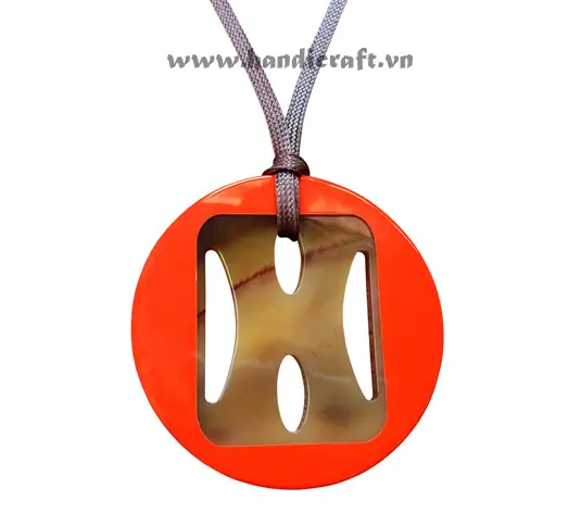 Horn & Lacquer Pendant HD20245, handmade buffalo horn jewelry