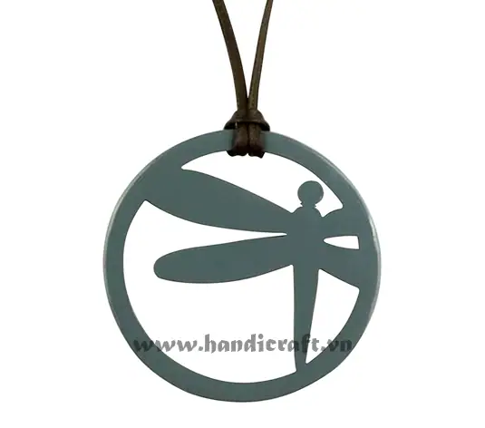 Horn & Lacquer Pendant HD20250, handmade buffalo horn jewelry