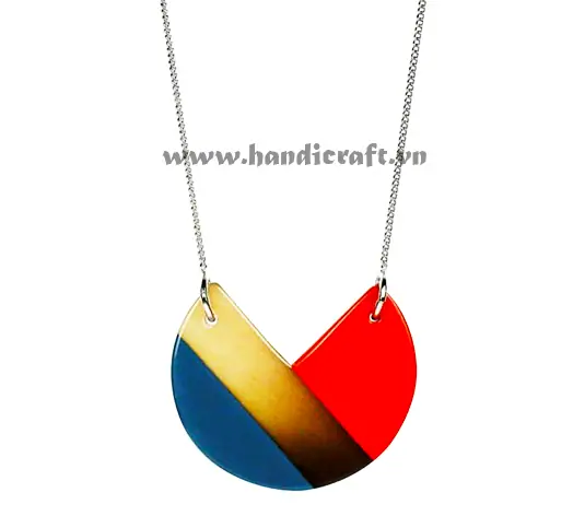 Horn & Lacquer Pendant HD20254, handmade buffalo horn jewelry