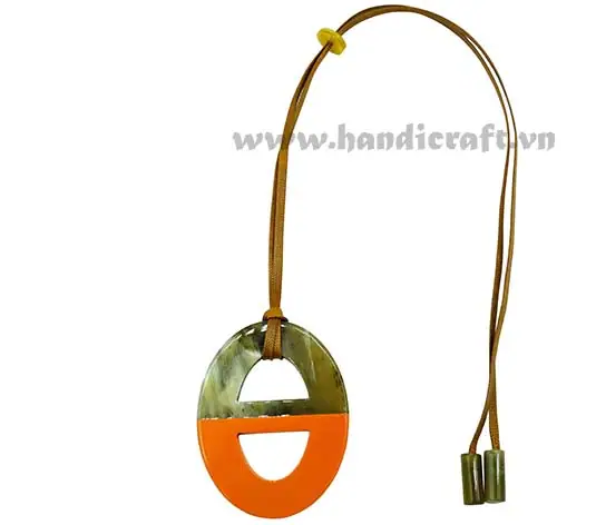 Horn & Lacquer Pendant HD20297, handmade buffalo horn jewelry