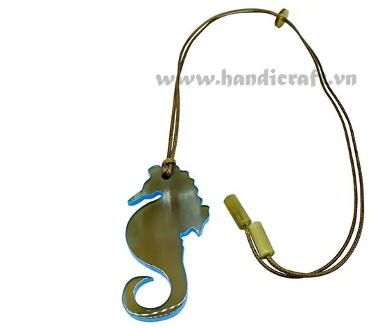 Horn & Lacquer Pendant HD20320, handmade buffalo horn jewelry